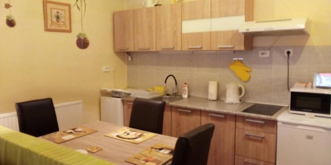 Vadszolo Vendeghaz Cak
