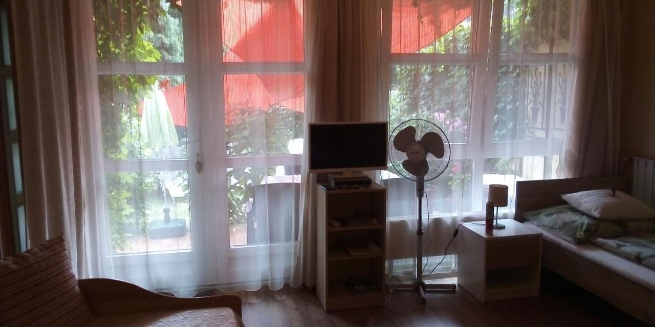 Vadszolo Vendeghaz Cak